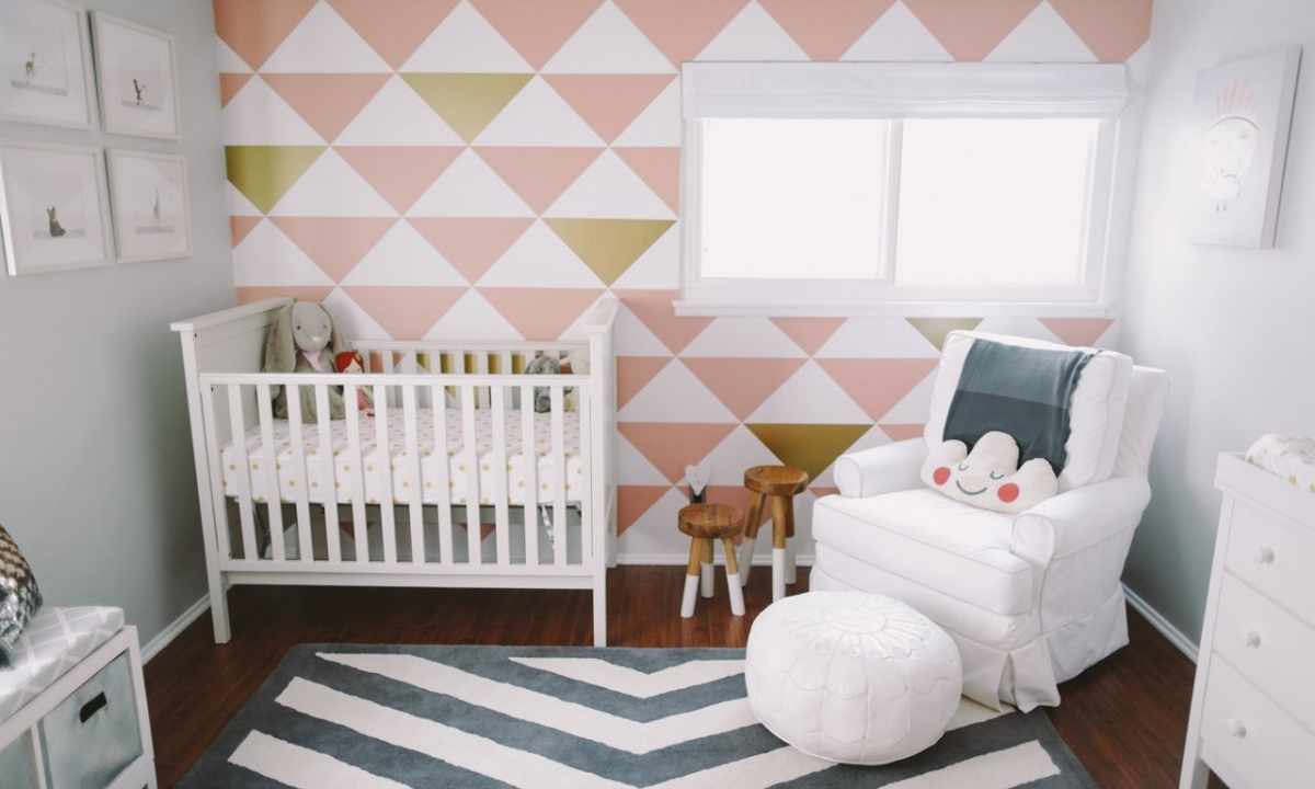How to make design of walls in the nursery