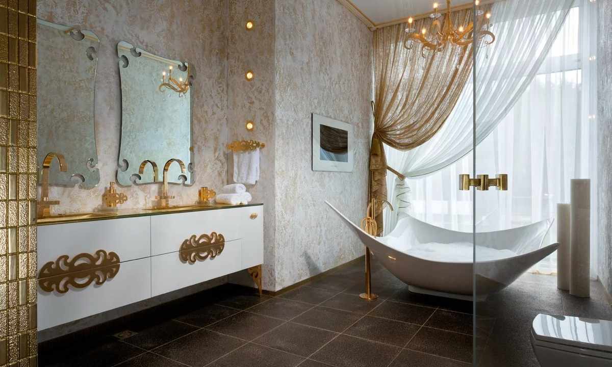 Mirror tile - fine ornament for the bathroom
