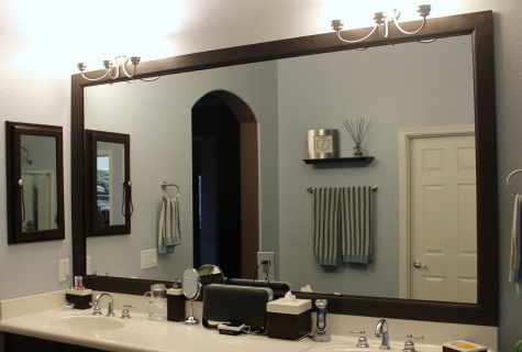 How to choose mirror to the bathroom