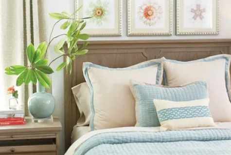 How to decorate interior cotton pillows