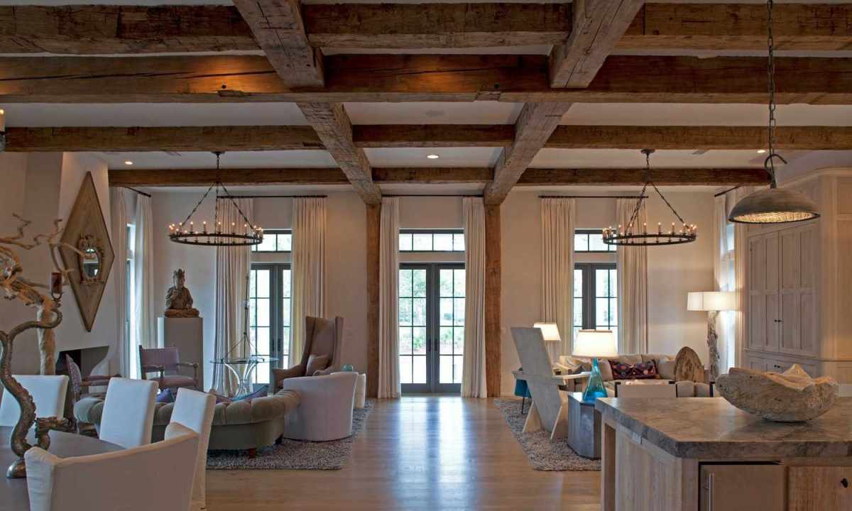 Decorative ceiling beams in interior