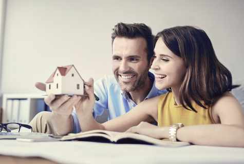 What it is more favorable - to build the house or to buy ready?