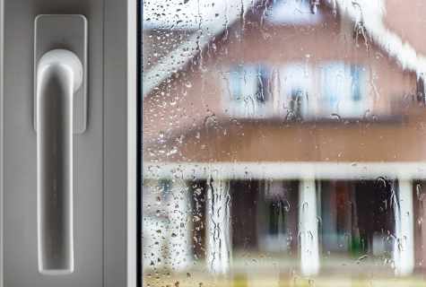 How to get rid of condensate at plastic windows