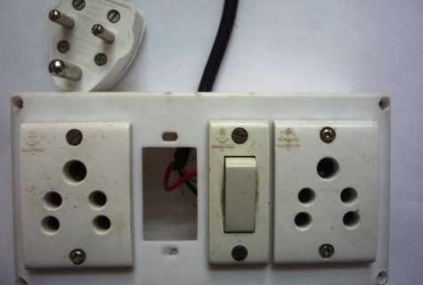 As from one socket to connect one more