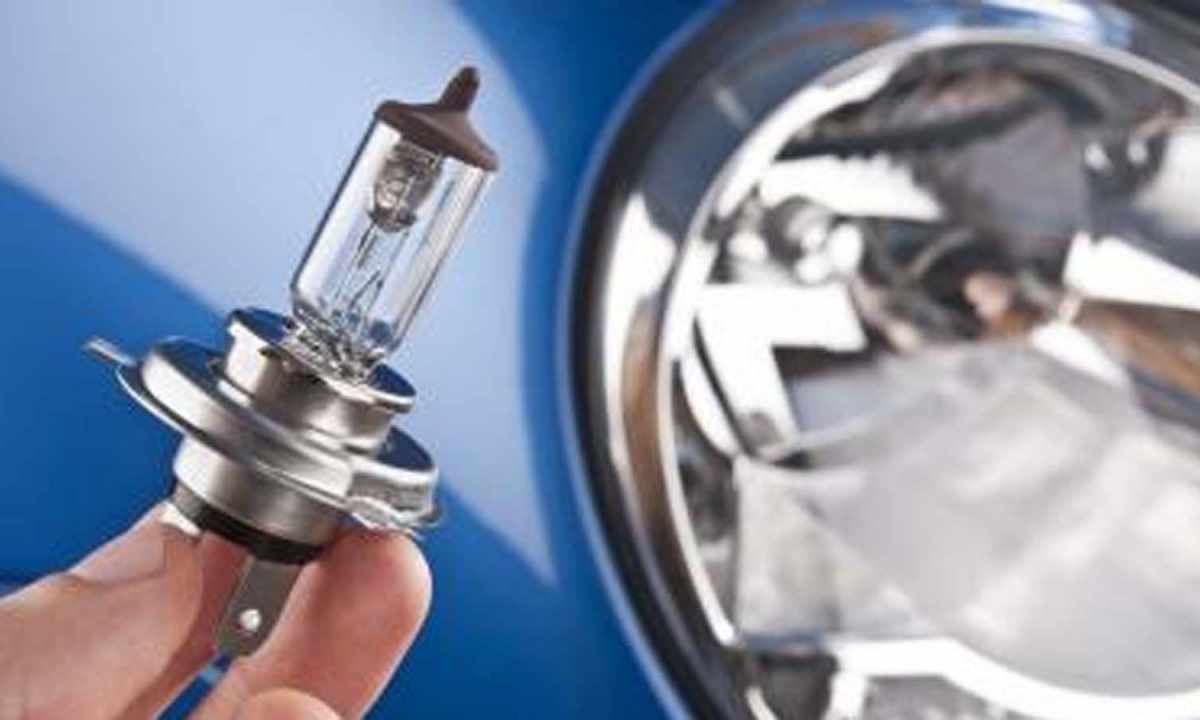 How to replace halogen lamps