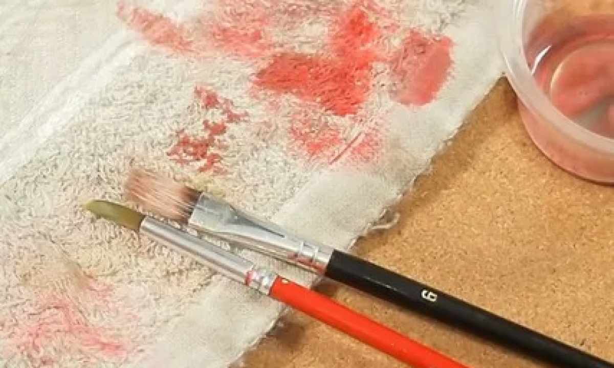 How to remove oil paint