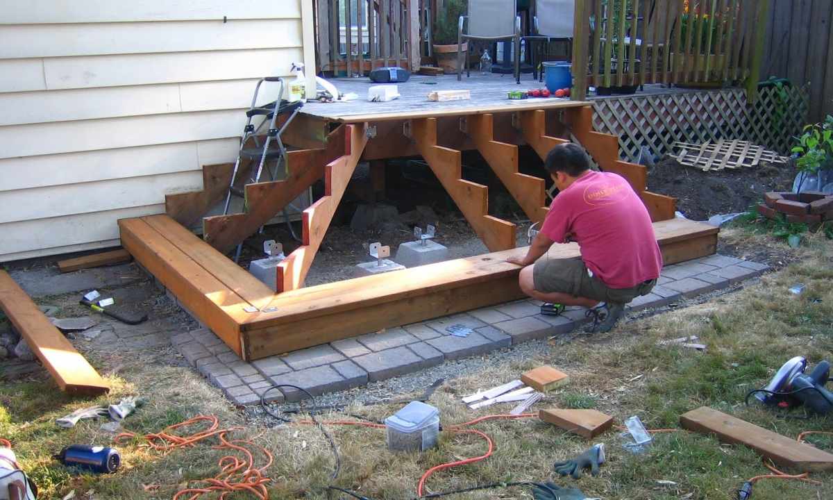 How to make porch from concrete with own hands