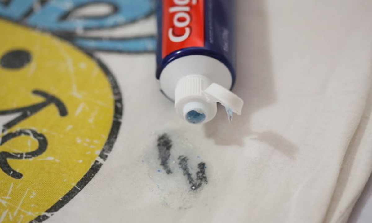 How to remove spots from marker
