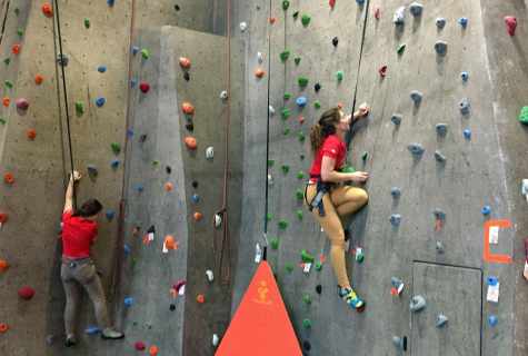 How to build the rock climbing wall