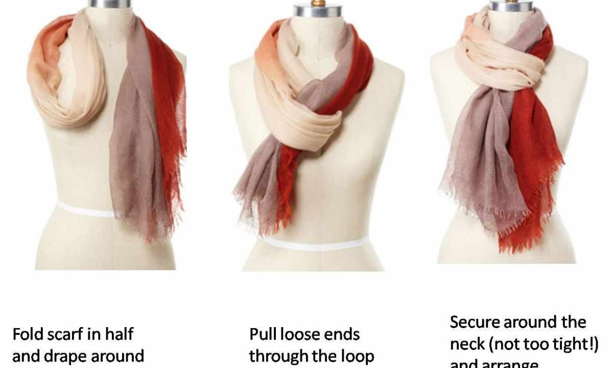 How to put scarf