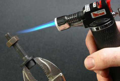 How to repair blow torch