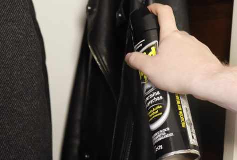 How to clean the greased jacket