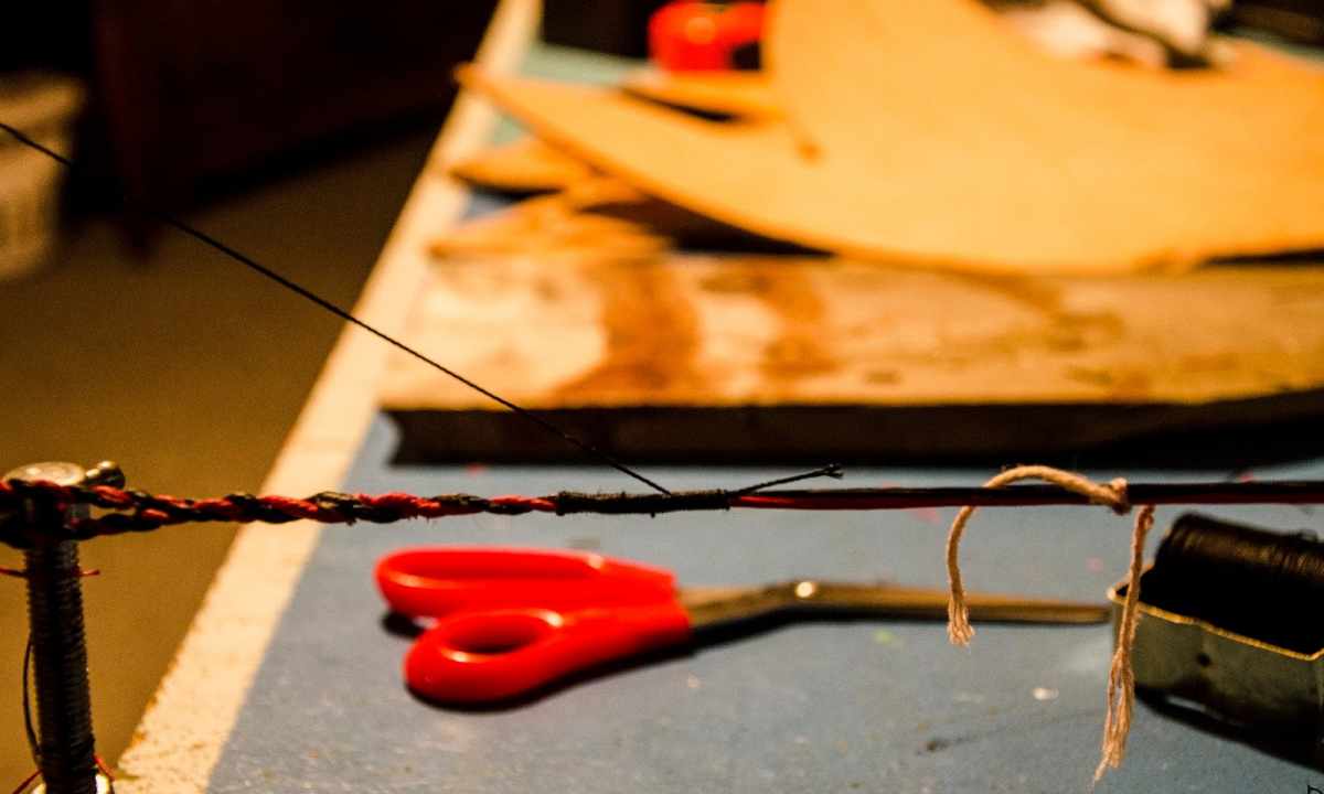 How to make bowstring for ladder