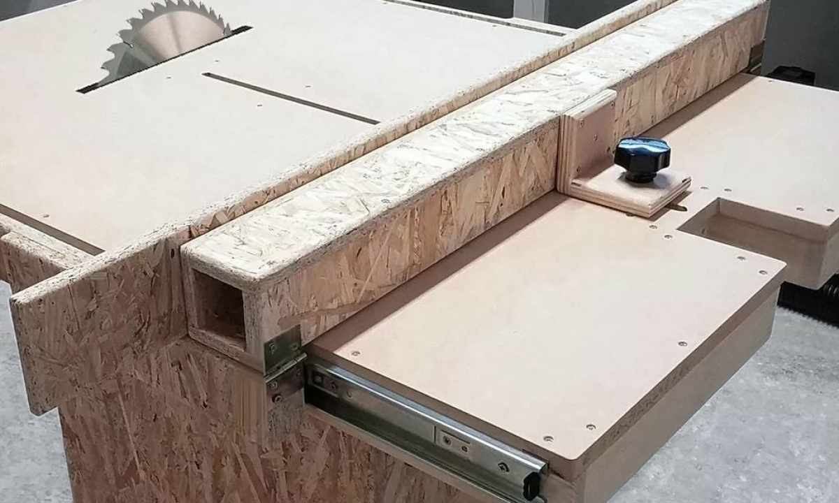 How to make table for saw