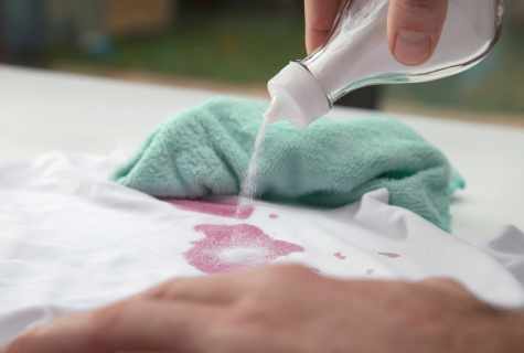 How to clean cloth from wax