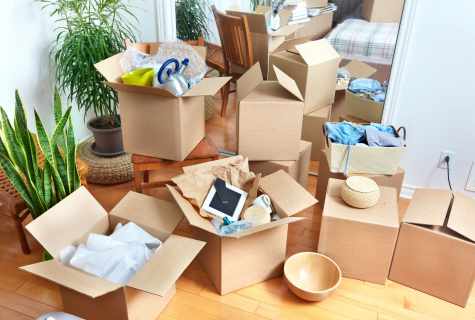 Decluttering in the house: 10 things which need to be thrown out