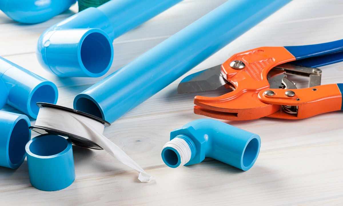 How to connect pipes from PVC