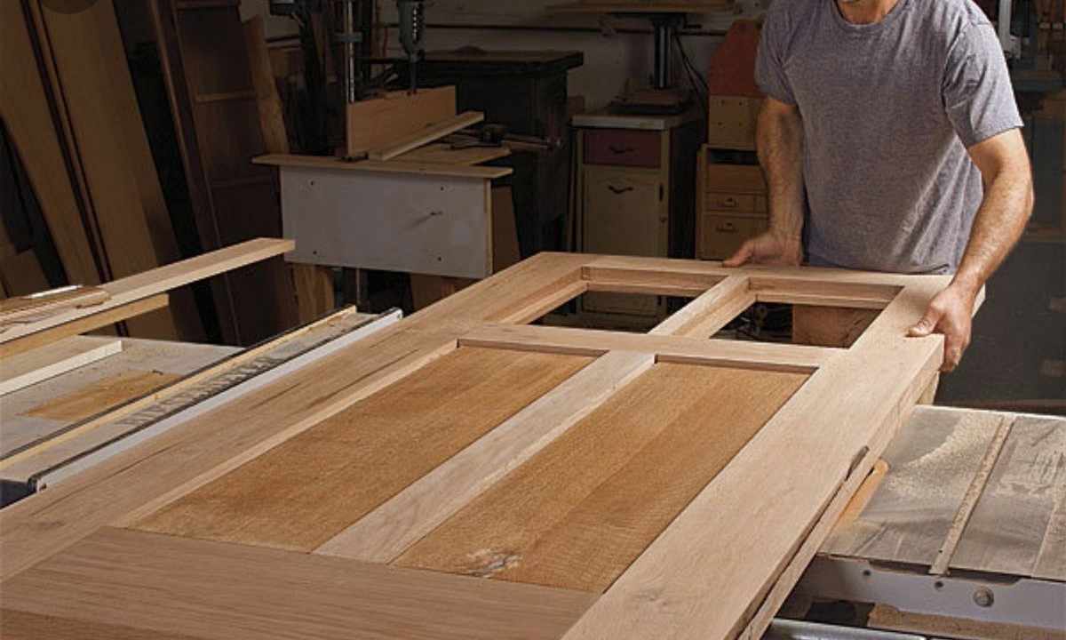 How to upholster timber door