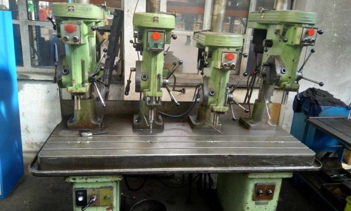 How to choose the bench drilling machine