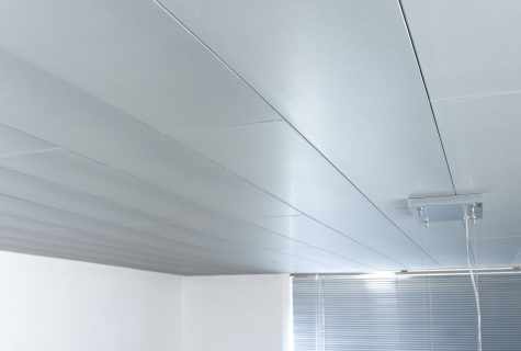 How to sheathe PVC ceiling