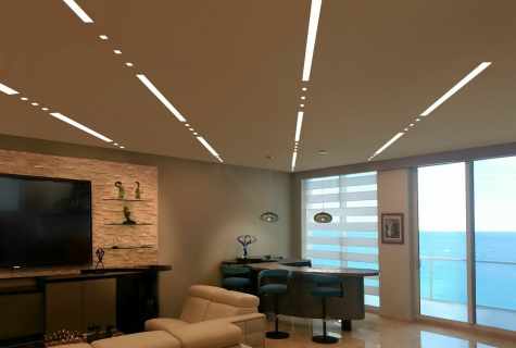 How to illuminate ceiling by means of LED tape