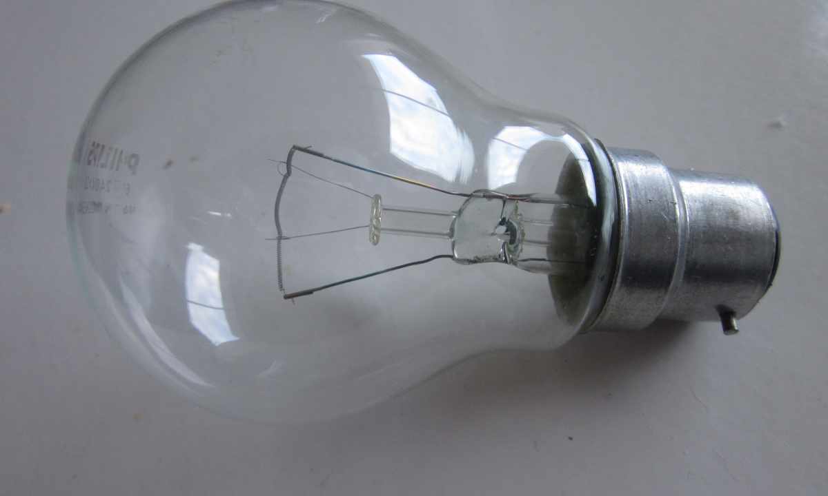 How to insert bulb