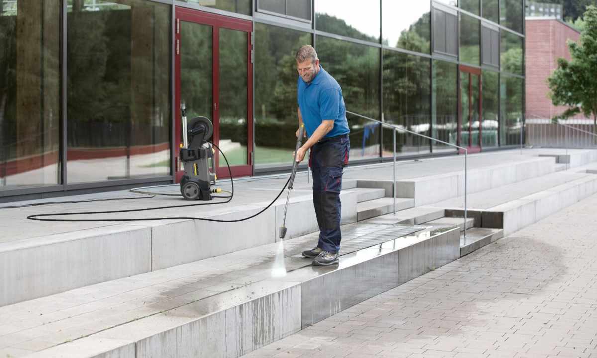 High pressure washers: advantages and shortcomings