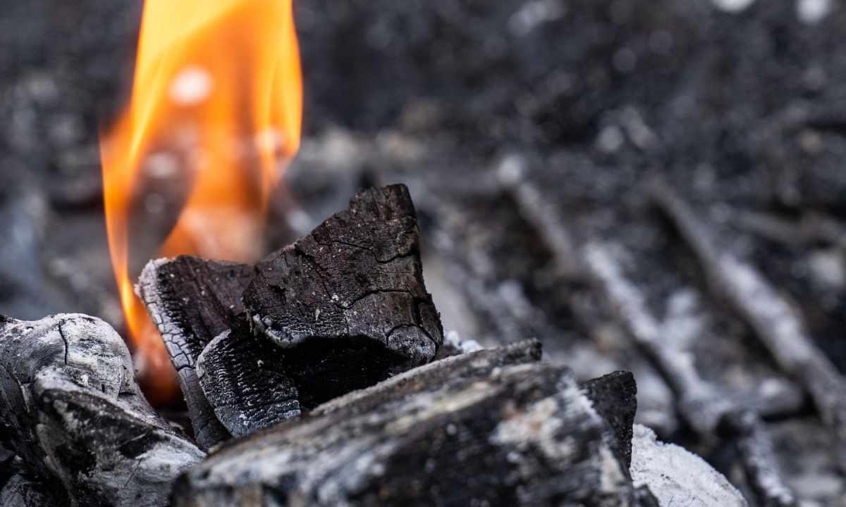 How to set fire to coal