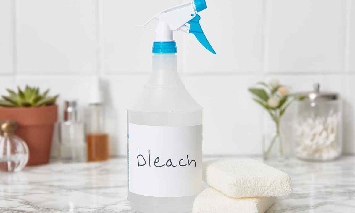 How to bleach white things