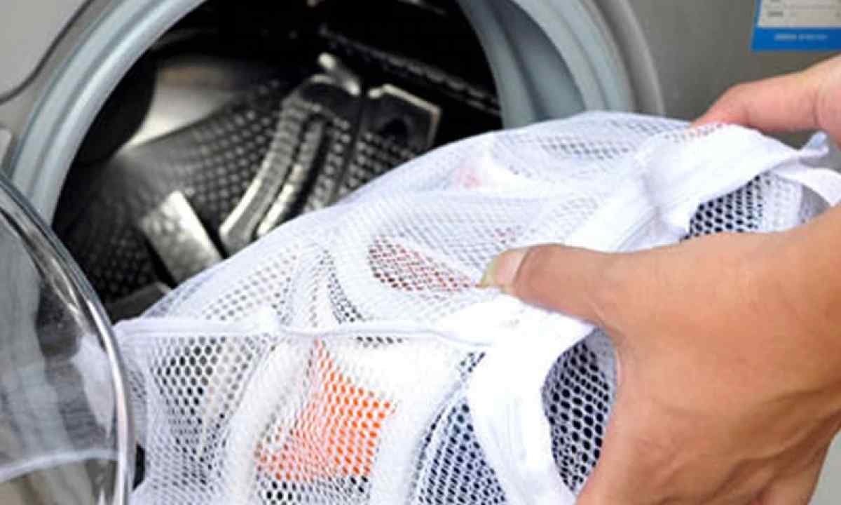 As it is correct to erase tulle in the washing machine