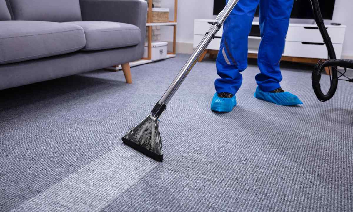How to clean carpet in house conditions