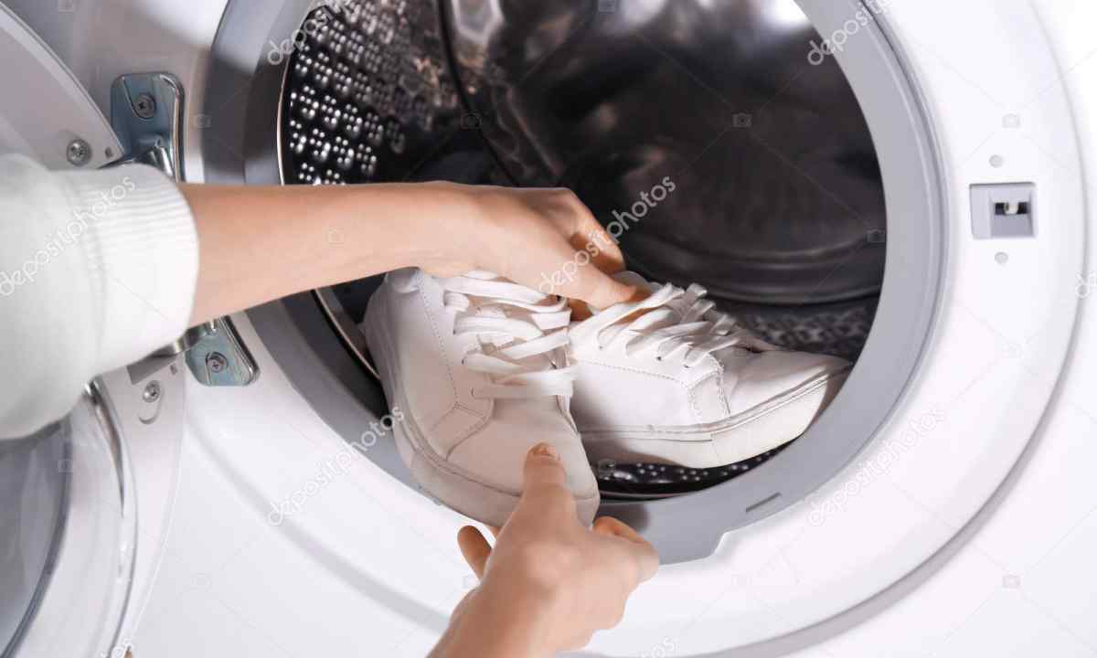 How to wash shoe polish