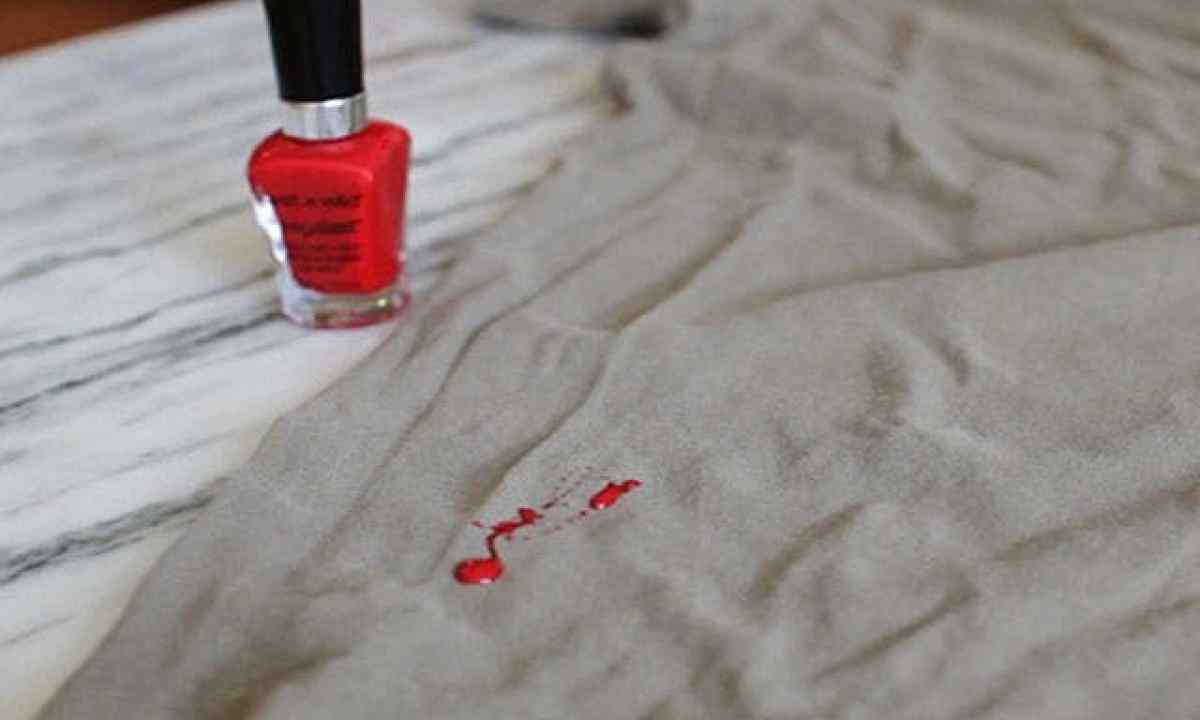 How to purify varnish from clothes