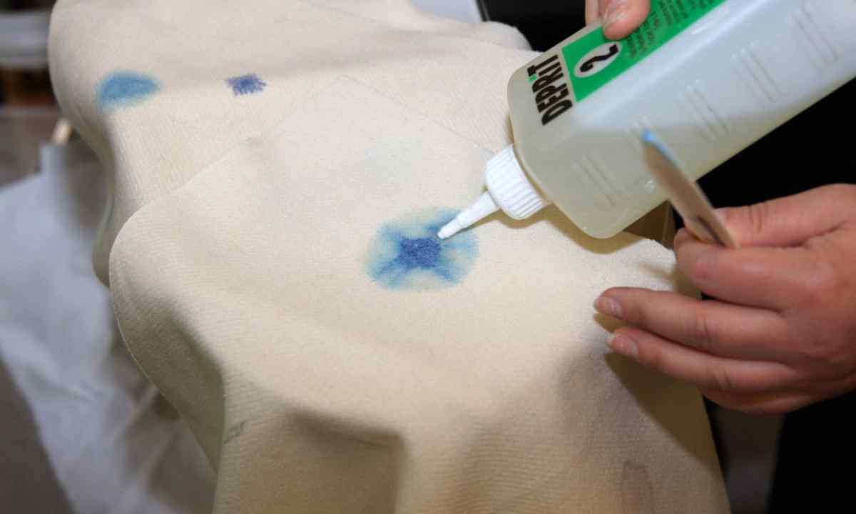 How to remove ball ink from paper