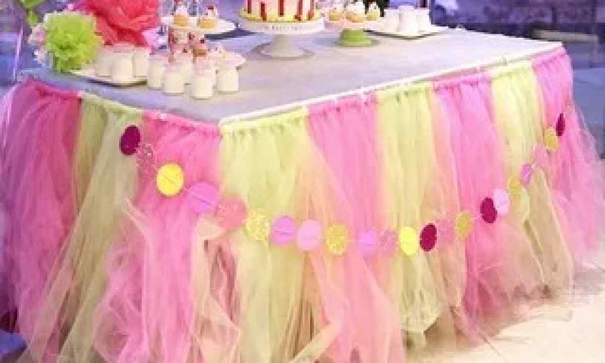 How to decorate tulle
