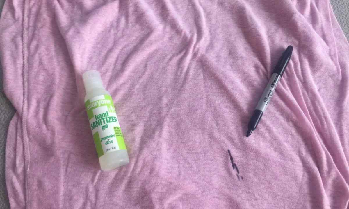 How to wash felt-tip pen from clothes
