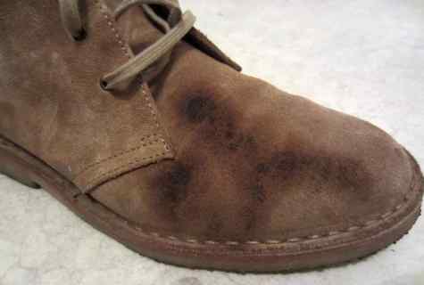 How to remove salt from suede boots
