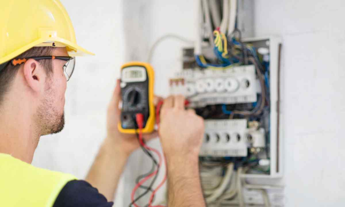 How to call the electrician