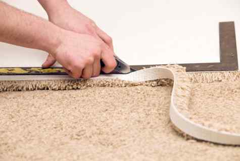How to pick up carpet
