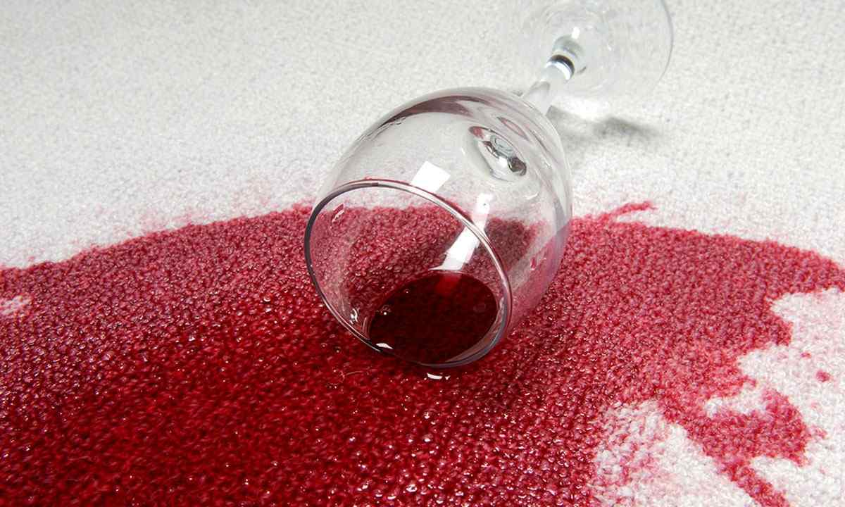 How to remove spots from wine on carpet