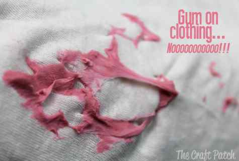 How to unstick chewing gum from clothes