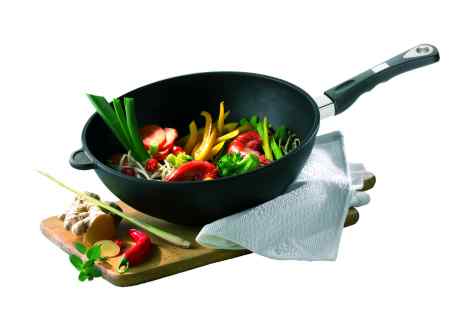 Frying pan wok - the decision for kitchen