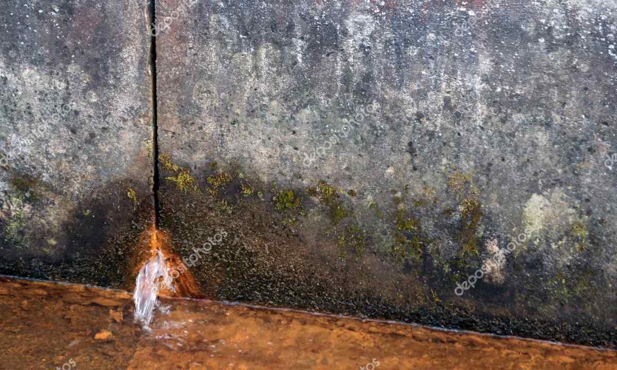 What to do if rusty water flows
