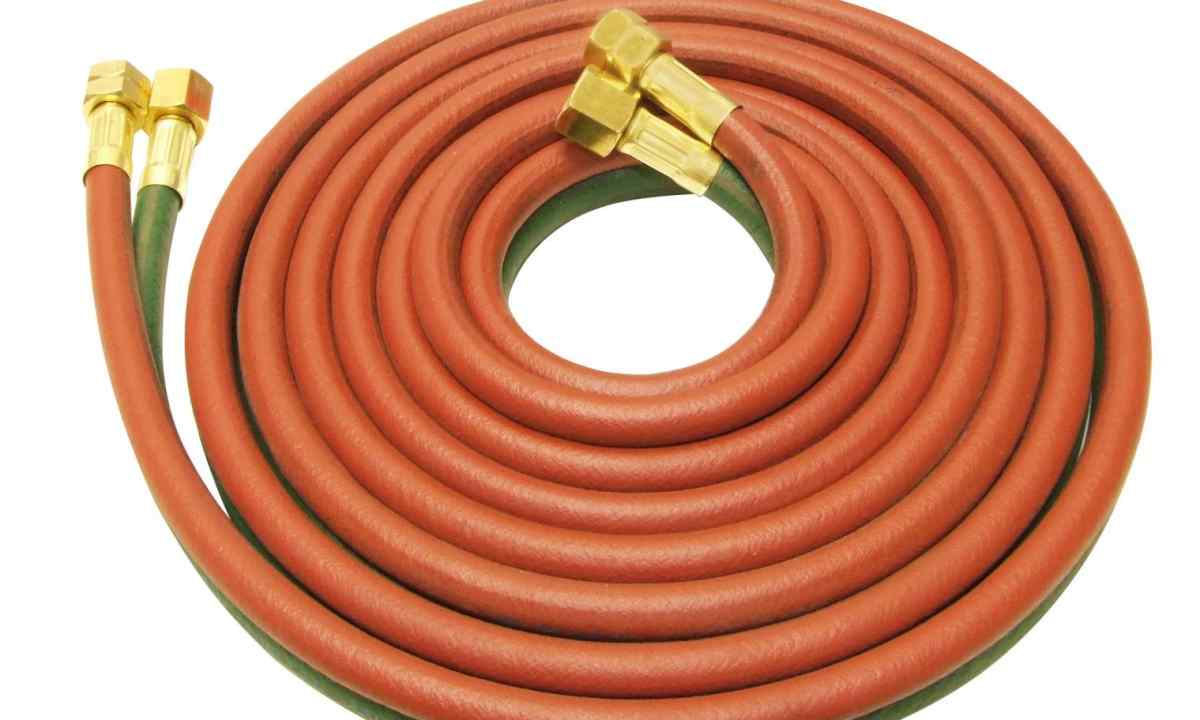 Gas hose: comparisons and cautions