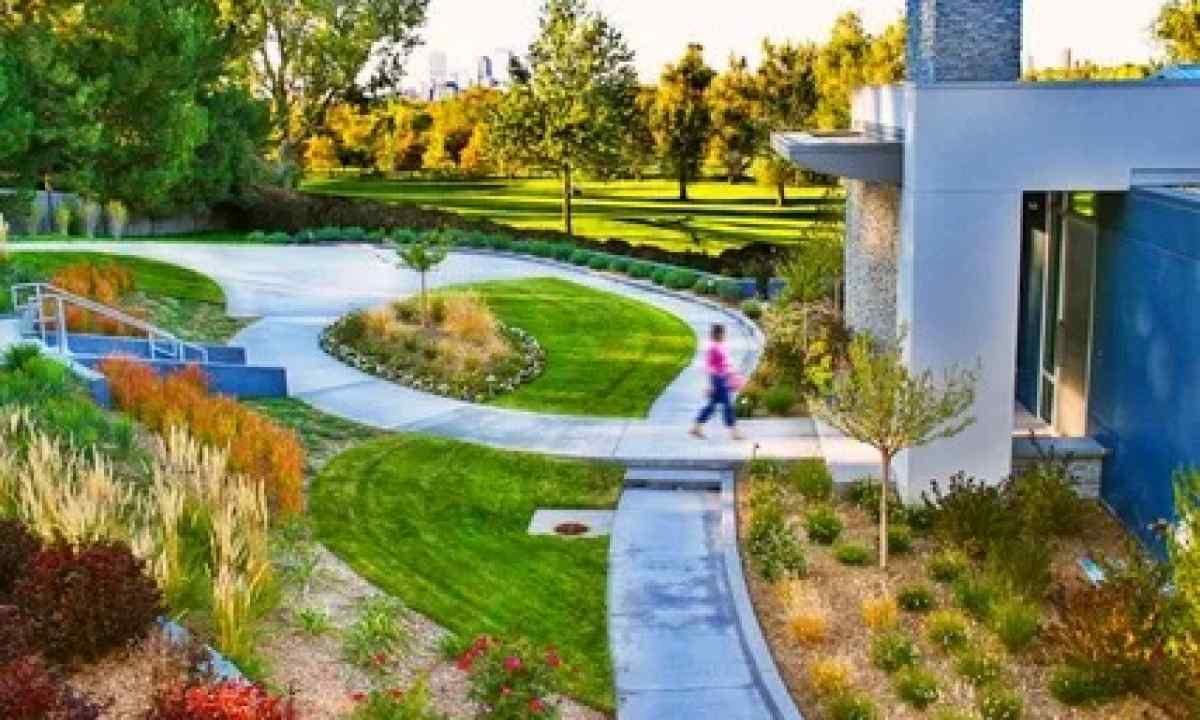 How to issue garden paths: floridly and attractively