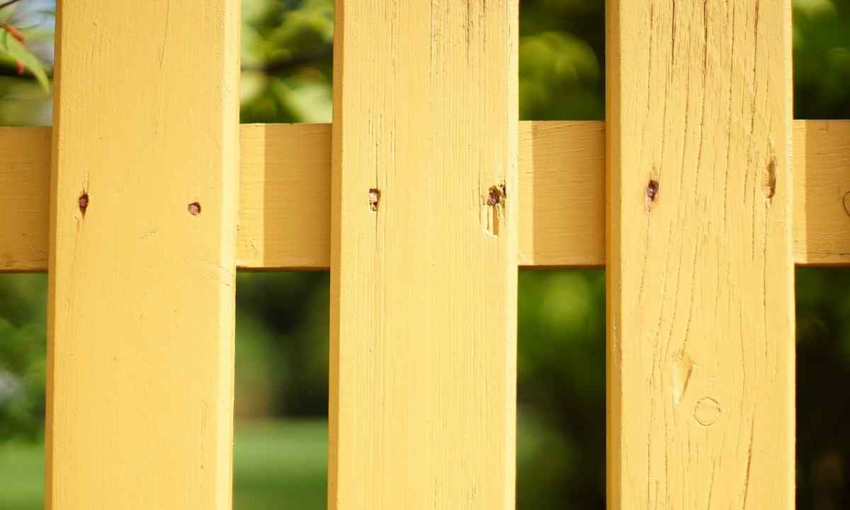 How to grow up fence