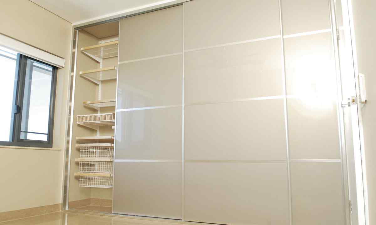 As it is successful to plan internal part of sliding wardrobe