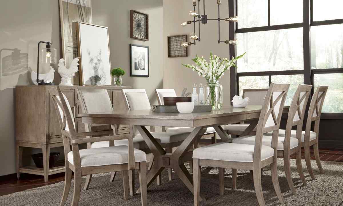 Dining tables from tree: aspects of the choice