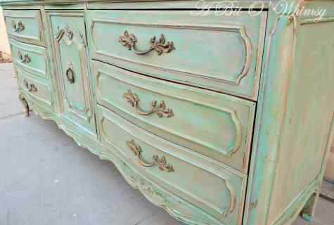 How to create effect of old times on furniture