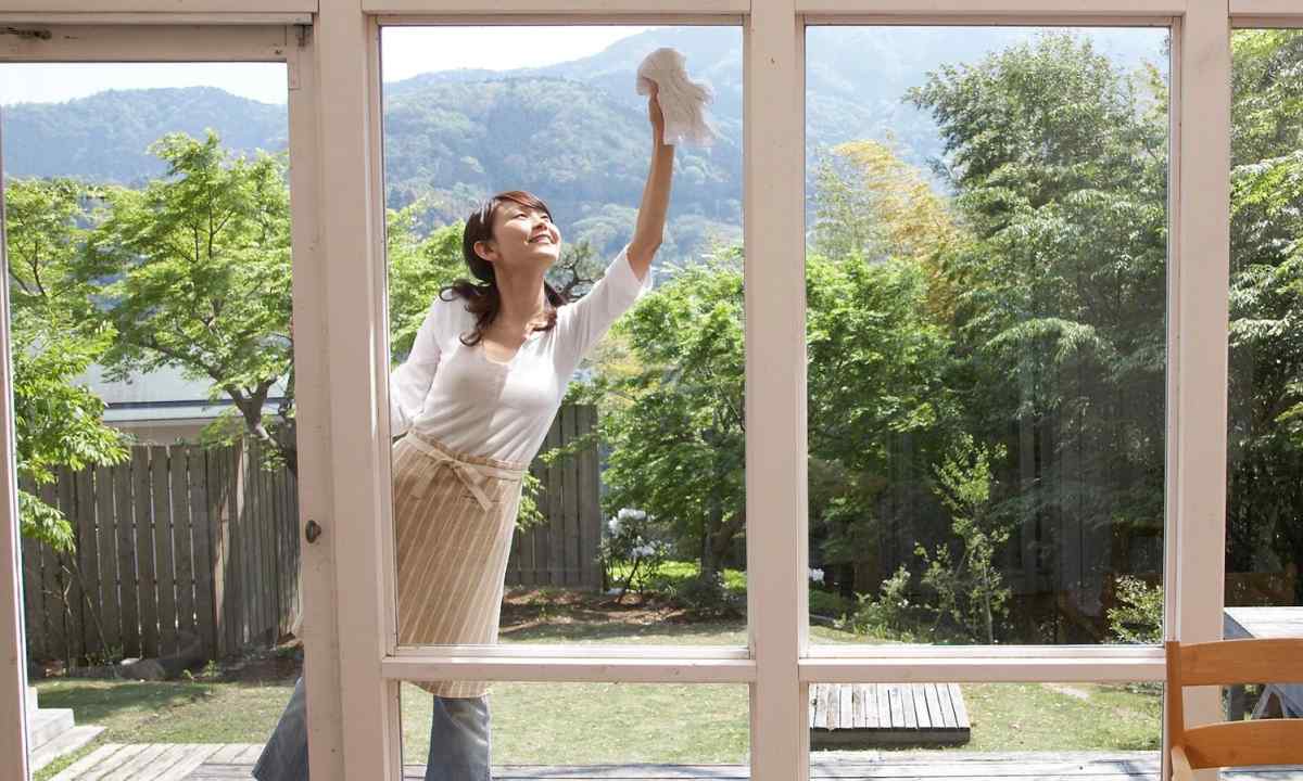 How to hang up daisy on window